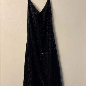 5/$25 ((Elegant Black Sequin Apron))
